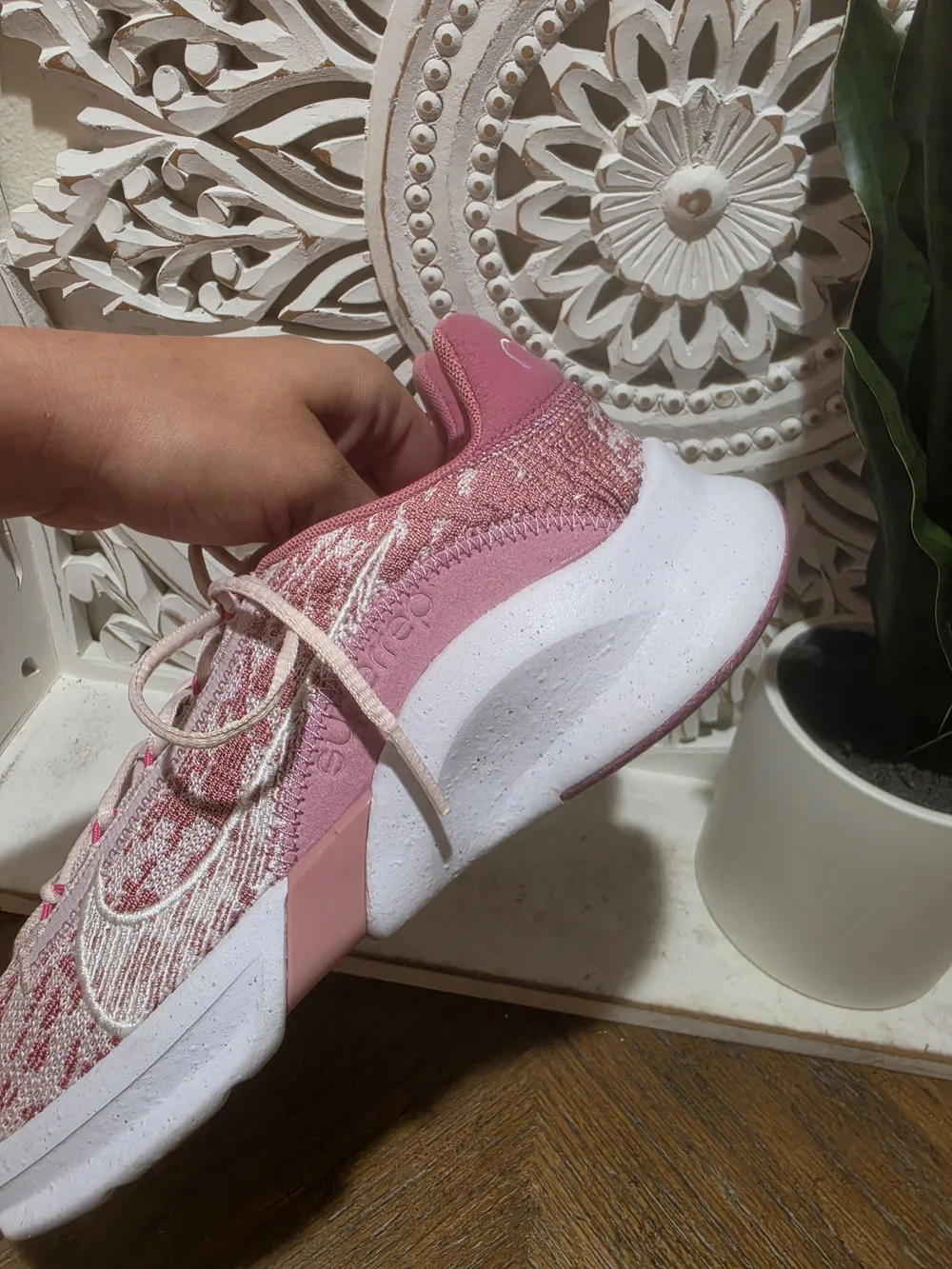 Nike Pink Patterned Running Shoes WOMENS 9
